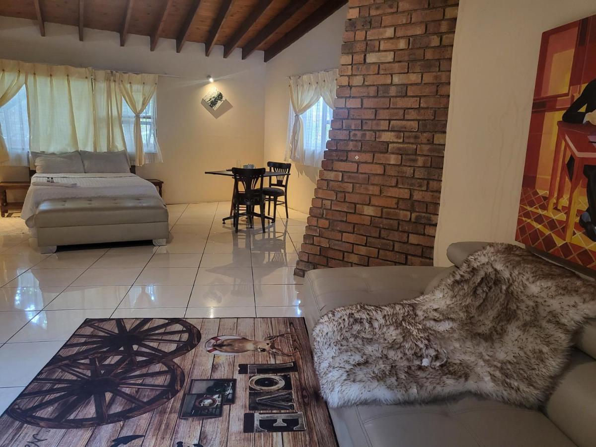 Albatrossways Lodge Sandton Eksteriør billede