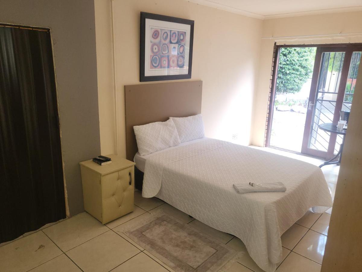 Albatrossways Lodge Sandton Eksteriør billede